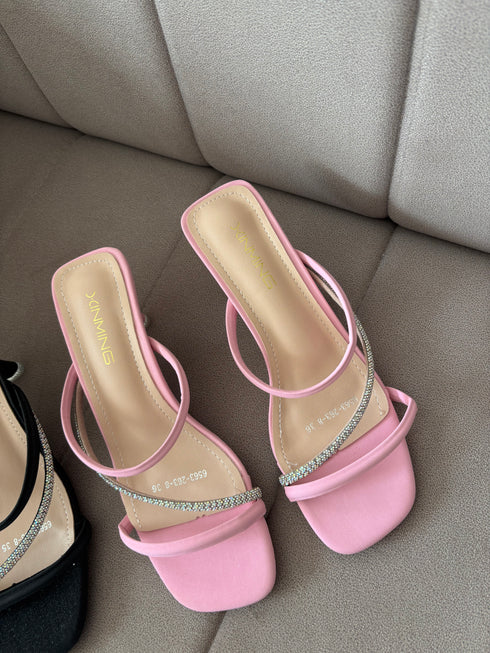 Women Rhinestone Embedded Straps Slid-On Heels